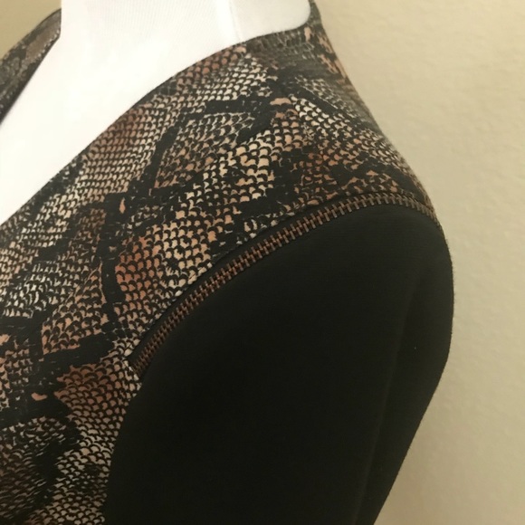 Reptile Print Jacket - Picture 3 of 4